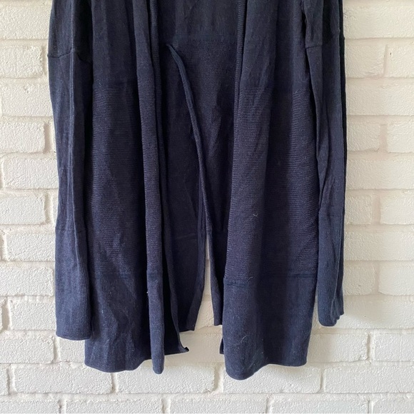 Lululemon Sit In Lotus Split Back Sweater Merino Wool Cardigan Navy Blue Size 10 - Picture 4 of 10